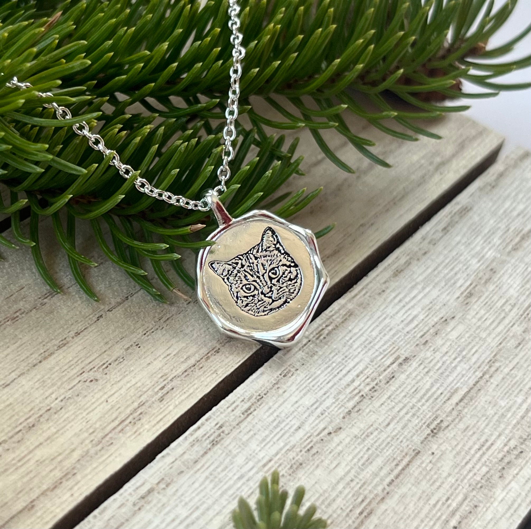 Personalized Pet Portrait Necklace – Custom Wax Seal Pendant, Memorial Keepsake for Pet Loss
